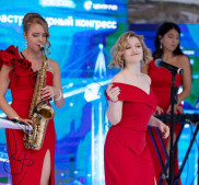 Артисты и ведущие на свадьбу и праздник