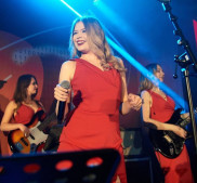 Артисты и ведущие на свадьбу и праздник