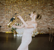 Артисты и ведущие на свадьбу и праздник