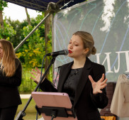 Артисты и ведущие на свадьбу и праздник